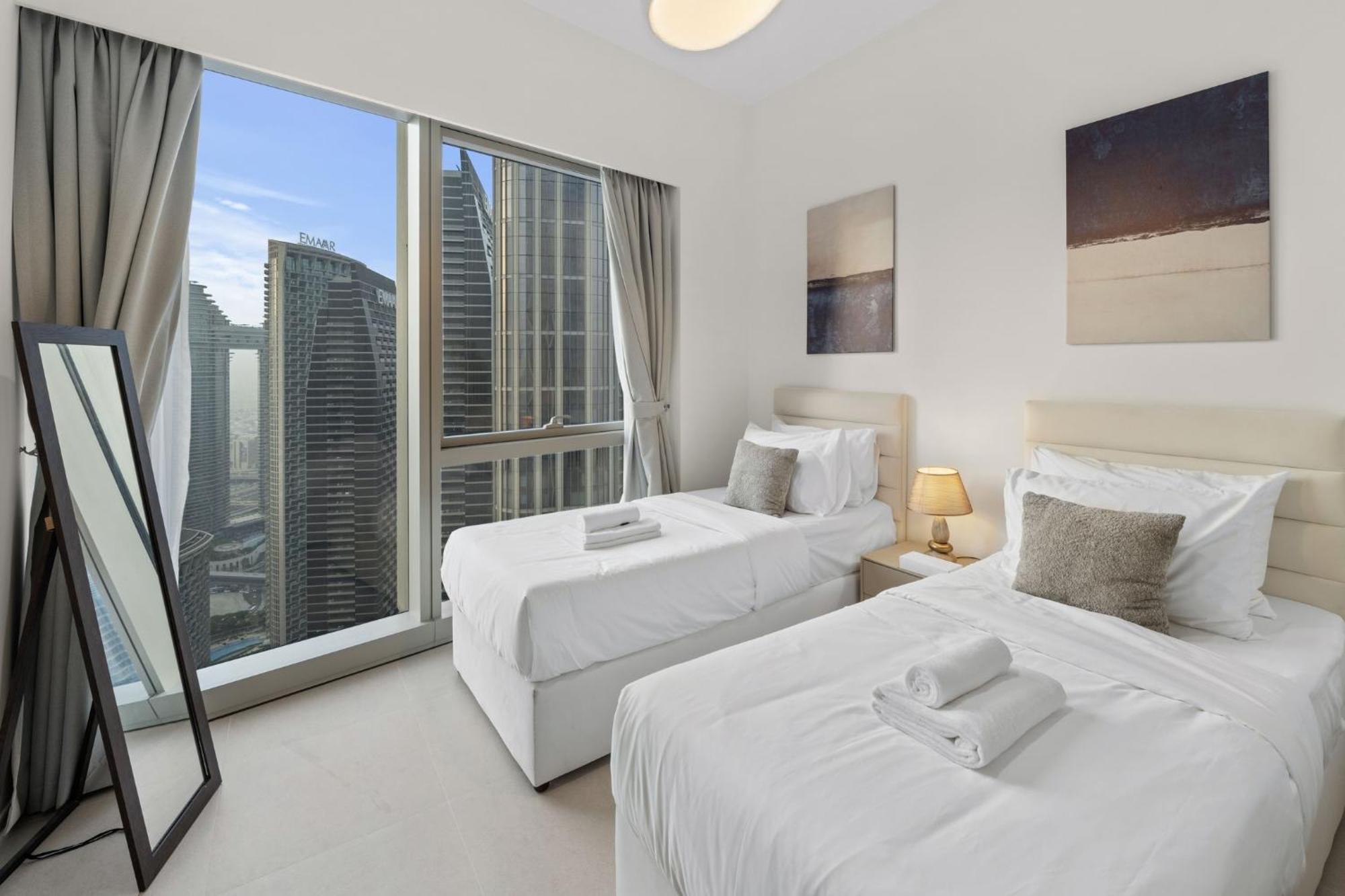 Apartment Grande Signature By Emaar - New Luxury 2br W Panoramic Burj Khalifa & Fountain Show Views Dubai
